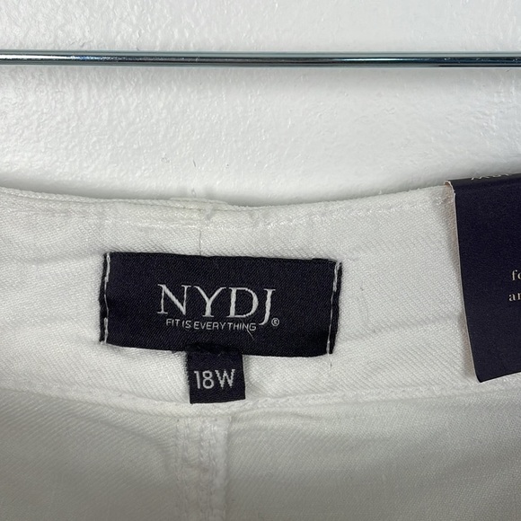 NYDY Lift X Tuck Technology Linen blend white 4 pocket plus size pants Size 18W - Picture 7 of 7